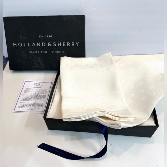 Set of 8 Holland & Sherry monogramed “ Schaer” Serviettes Linen Napkins - Picture 1 of 10